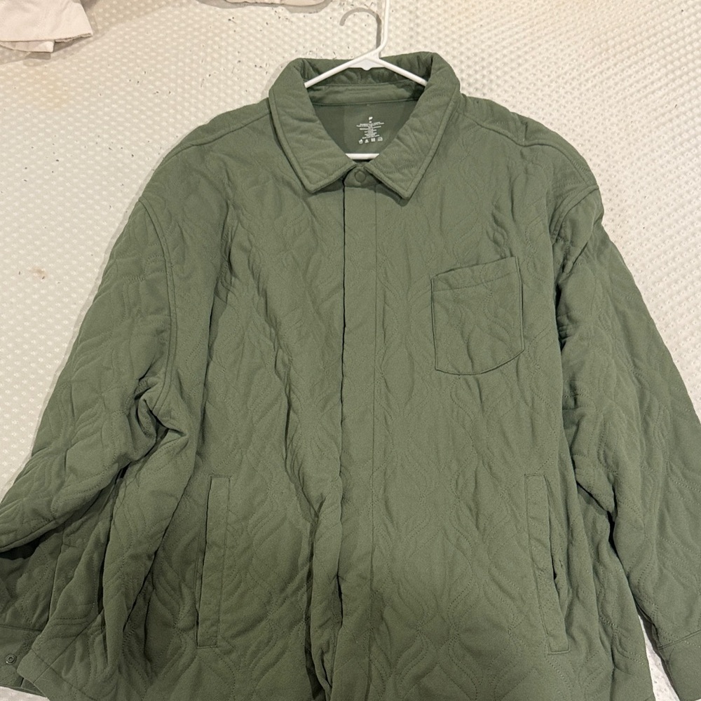 Fabletics Men's Green Quilted Shirt Jacket
